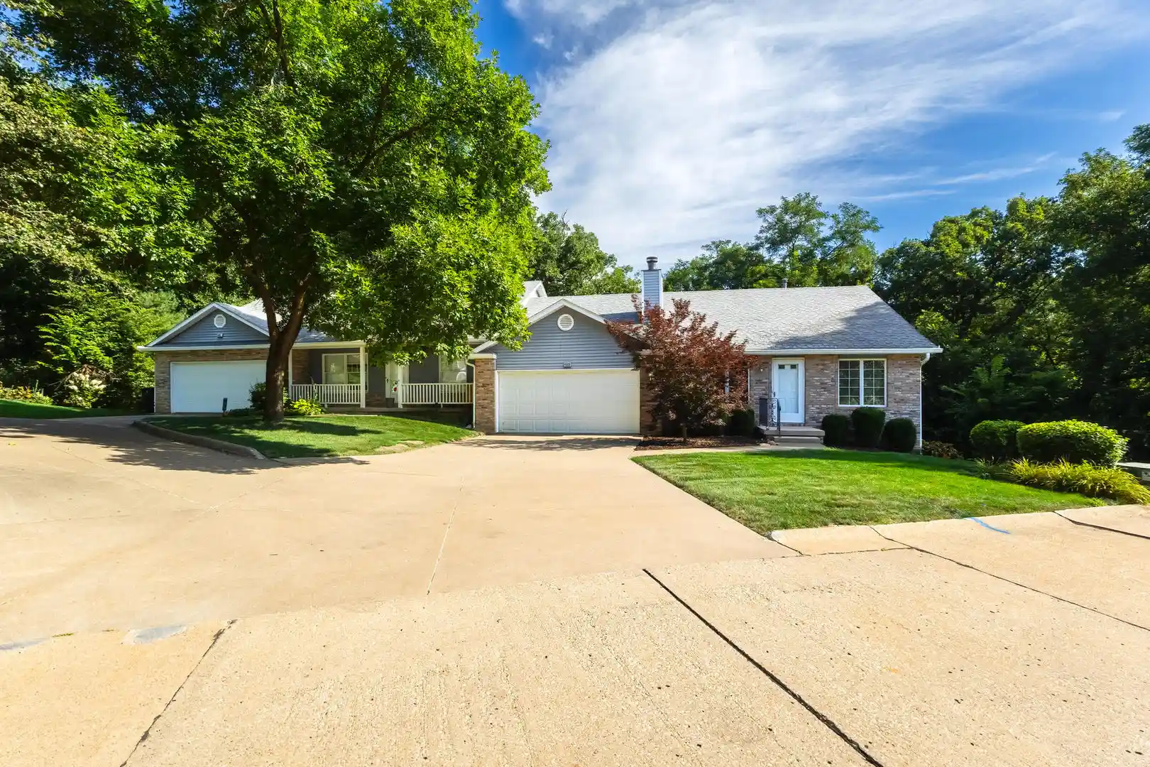 Listing Photo 2 - Condo for sale in 4000 46Th St Ct located at 4000 46Th St Ct, Rock Island, IL 61201 - Unit 4000 46th Street Ct