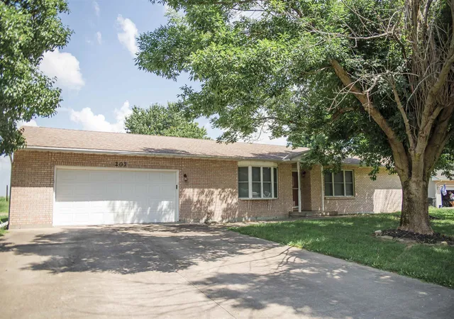 Photo 1 of Single family home for sale at 207 Ash St, Ursa, IL 62376 | MLS# 100539067 | Listing updated on 2026-09-21