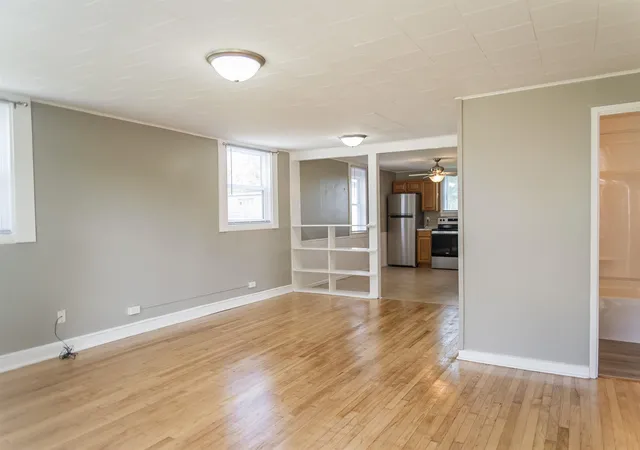 Photo 3 of Sale Pending at 3206 Harrison St, Quincy, IL 62301 | MLS# 100539070 | Listing updated on 2026-09-25