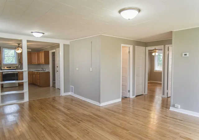 Photo 3 of Sale Pending at 3206 Harrison St, Quincy, IL 62301 | MLS# 100539070 | Listing updated on 2026-09-25
