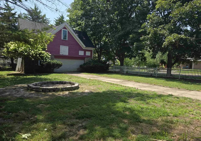 Photo 34 of Single family home for sale at 800 Main St, Carthage, IL 62321 | MLS# 100539079 | Listing updated on 2026-09-10