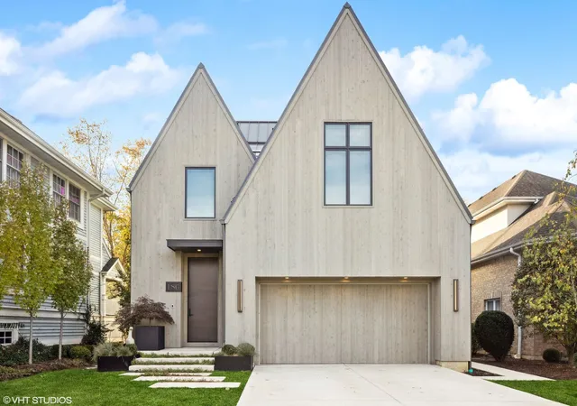 Photo 1 of Sale Pending at 186 E South St, Elmhurst, IL 60126 | MLS# 11926360 | Listing updated on 2026-09-10
