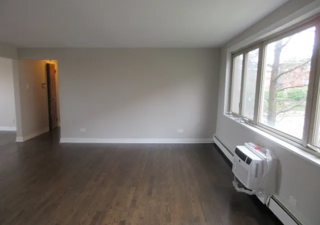 Listing Photo 5 - Condo for sale in building located at 2012 W 111Th St, Chicago, IL 60643 - Unit #3S