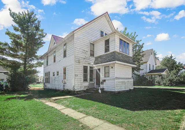 Photo 1 of Multi family home for sale at 123 W Waupansie St, Dwight, IL 60420 | MLS# 12441642 | Listing updated on 2026-09-14