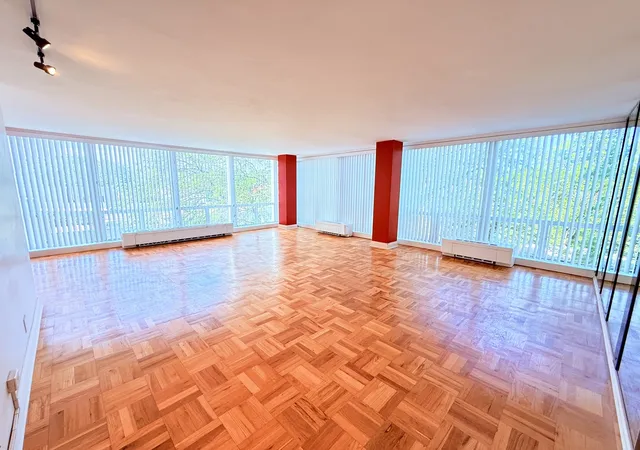 Photo 3 of Condo for sale at 601 E 32nd Street #400, Chicago, IL 60616 | MLS# 12524217 | Listing updated on 2026-09-11