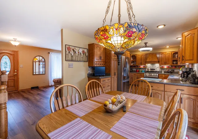 Photo 4 of Single family home for sale at 17624 Rosewood Ln, Tinley Park, IL 60487 | MLS# 12539170 | Listing updated on 2026-09-15