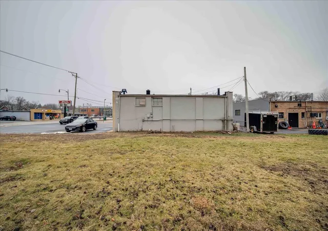 Photo 3 of Land for sale at 324 S Main St, Lombard, IL 60148 | MLS# 12542439 | Listing updated on 2026-09-14