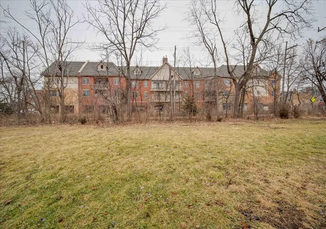 Photo 4 of Land for sale at 324 S Main St, Lombard, IL 60148 | MLS# 12542439 | Listing updated on 2026-09-14