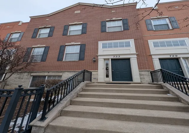 Photo 1 of Townhouse for sale at 733 Station Blvd, Aurora, IL 60504 | MLS# 12562871 | Listing updated on 2026-09-14