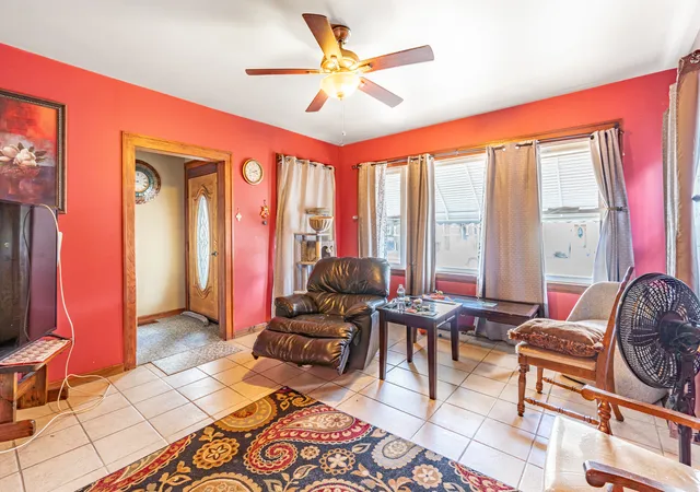 Photo 4 of Single family home for sale at 2710 Oak Park Ave, Berwyn, IL 60402 | MLS# 12614718 | Listing updated on 2026-09-15