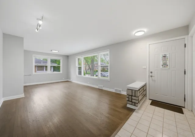 Photo 3 of Single family home for sale at 9527 Lowell Ave, Skokie, IL 60076 | MLS# 12629457 | Listing updated on 2026-09-27