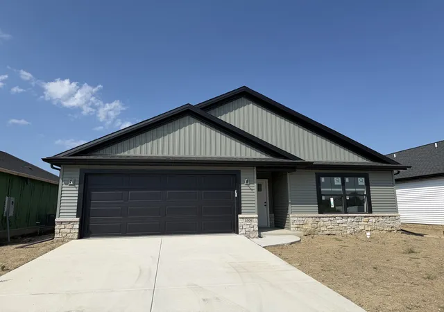 Photo 1 of Single family home for sale at 2506 Opal Dr, Normal, IL 61761 | MLS# 12630733 | Listing updated on 2026-09-11