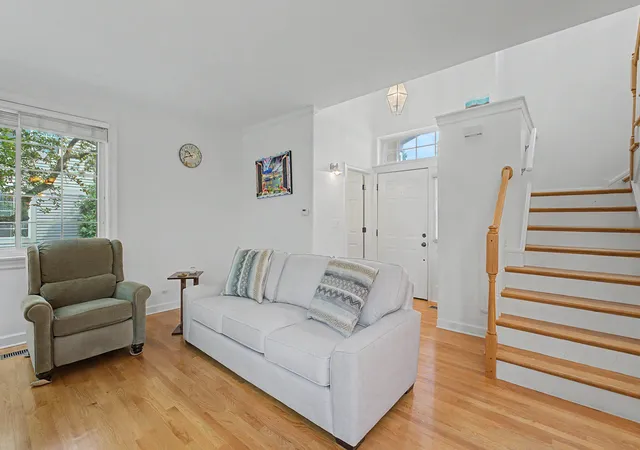 Photo 3 of Townhouse for sale at 496 E Thornhill Ln, Palatine, IL 60074 | MLS# 12636887 | Listing updated on 2026-09-28
