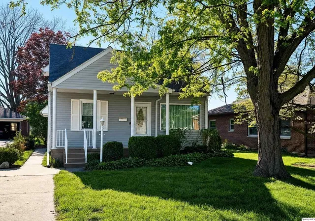Photo 1 of Single family home for sale at 1212 S 22nd Street, Quincy, IL 62301 | MLS# 12638800 | Listing updated on 2026-09-24