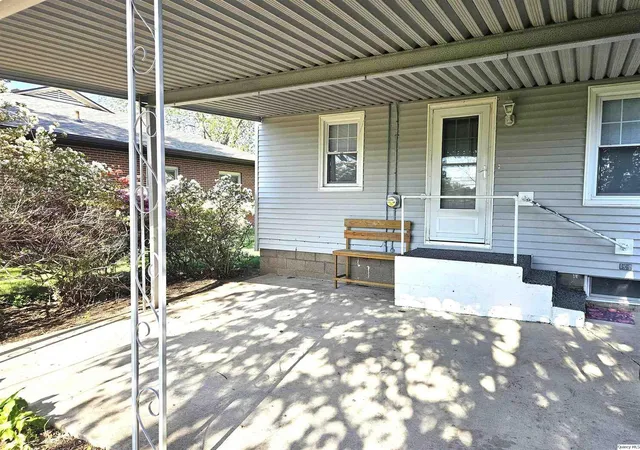 Photo 3 of Single family home for sale at 1212 S 22nd Street, Quincy, IL 62301 | MLS# 12638800 | Listing updated on 2026-09-24