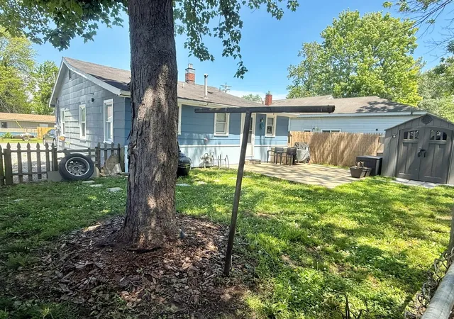 Photo 2 of Single family home for sale at 204 West 18th St, Metropolis, IL 62960 | MLS# 12639095 | Listing updated on 2026-10-05