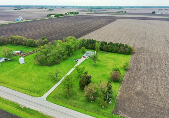 Photo 38 of Single family home for sale at 17709 W State Rte 17, Reddick, IL 60961 | MLS# 12642343 | Listing updated on 2026-09-11