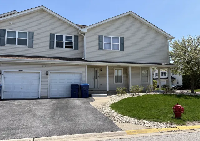 Condo for sale at 12235 Fairway Cir #A, Blue Island, IL 60406 | MLS# 12643202
