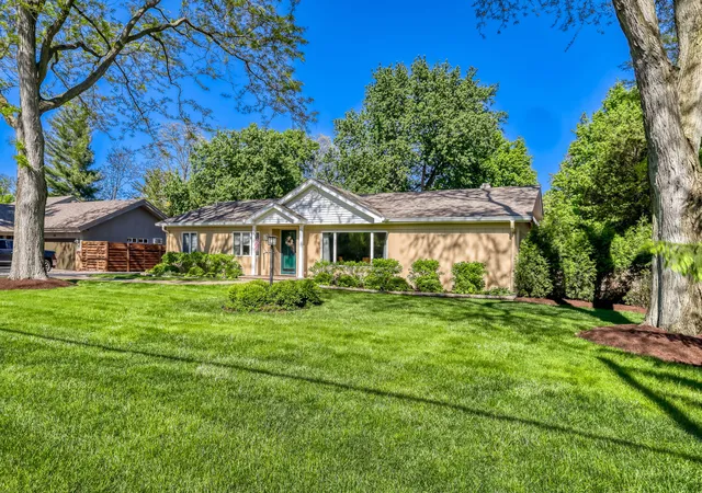 Photo 1 of Single family home for sale at 8035 Wolf Rd, La Grange, IL 60525 | MLS# 12645424 | Listing updated on 2026-09-14