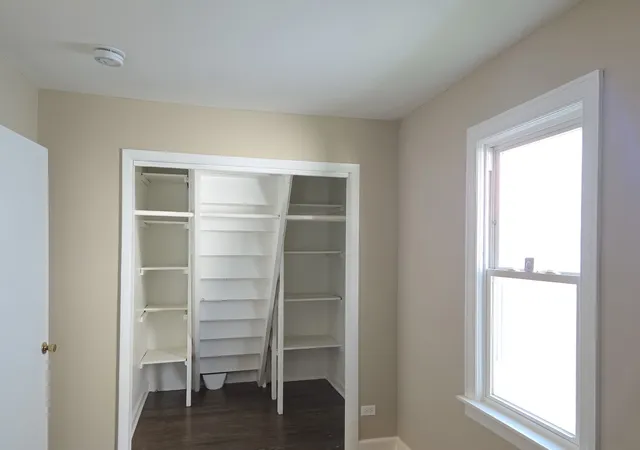 Photo 3 of Single family home for sale at 20 W 140th Court, Riverdale, IL 60827 | MLS# 12651486 | Listing updated on 2026-09-14