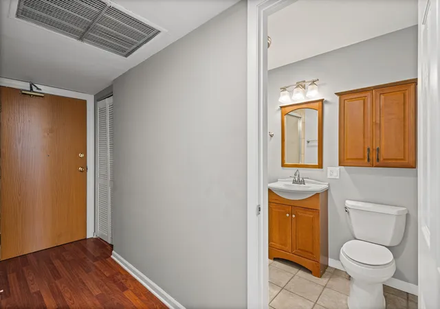 Photo 4 of Condo for sale at 7234 W North Ave #1608, Elmwood Park, IL 60707 | MLS# 12654896 | Listing updated on 2026-09-14