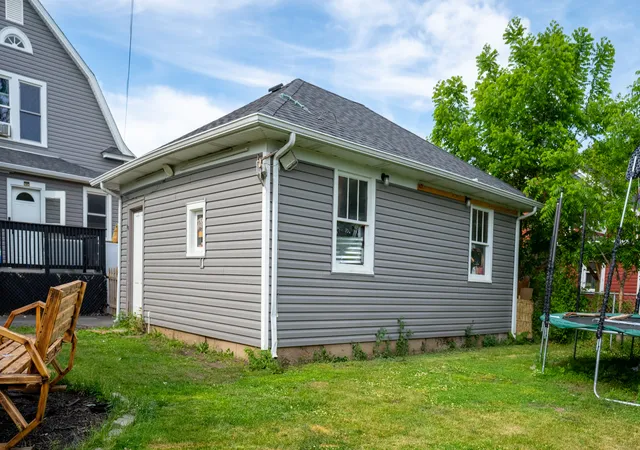 Photo 3 of Single family home for sale at 265 Slade Ave, Elgin, IL 60120 | MLS# 12657508 | Listing updated on 2026-09-15