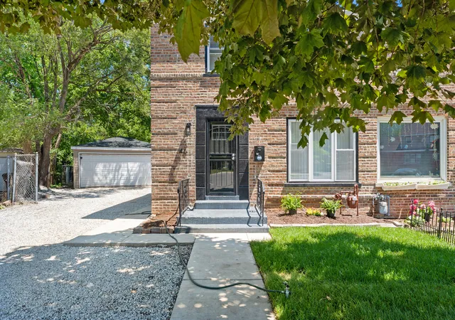 Photo 2 of Townhouse for sale at 46 E 91st Street, Chicago, IL 60619 | MLS# 12658397 | Listing updated on 2026-09-11