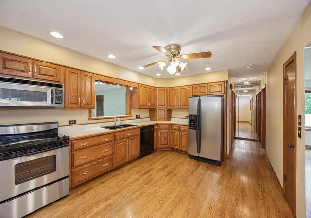 Photo 3 of Single family home for sale at 8240 W 135 Street, Orland Park, IL 60462 | MLS# 12660057 | Listing updated on 2026-10-06