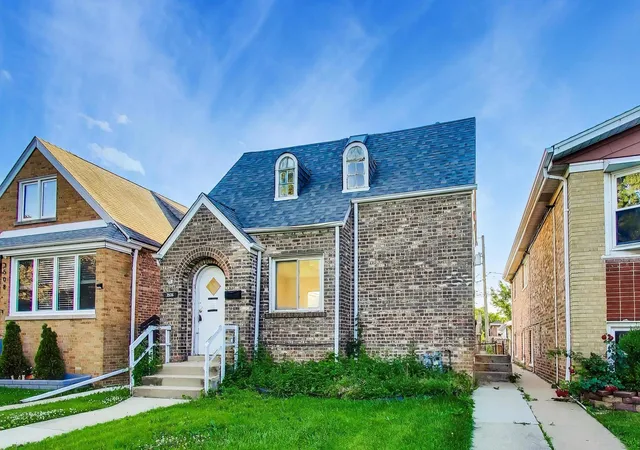 Photo 2 of Single family home for sale at 3506 S 52nd Court, Cicero, IL 60804 | MLS# 12663927 | Listing updated on 2026-09-09