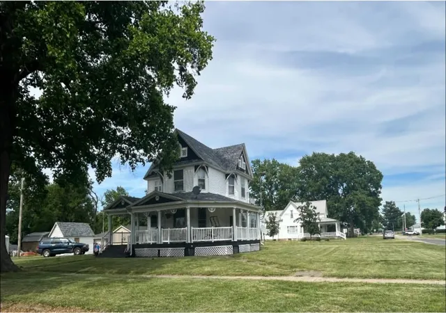 Photo 1 of Single family home for sale at 108 S Gray St, Sidell, IL 61876 | MLS# 12669214 | Listing updated on 2026-09-15