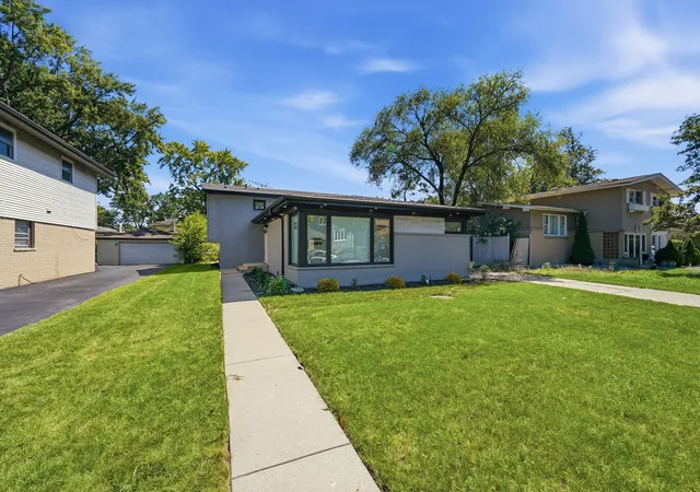 Photo 2 of Single family home for sale at 9407 Ozark Ave, Morton Grove, IL 60053 | MLS# 12672159 | Listing updated on 2026-09-11