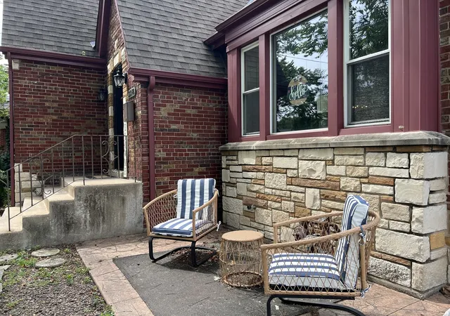 Photo 2 of Single family home for sale at 3218 W 97th Street, Evergreen Park, IL 60805 | MLS# 12674531 | Listing updated on 2026-09-11