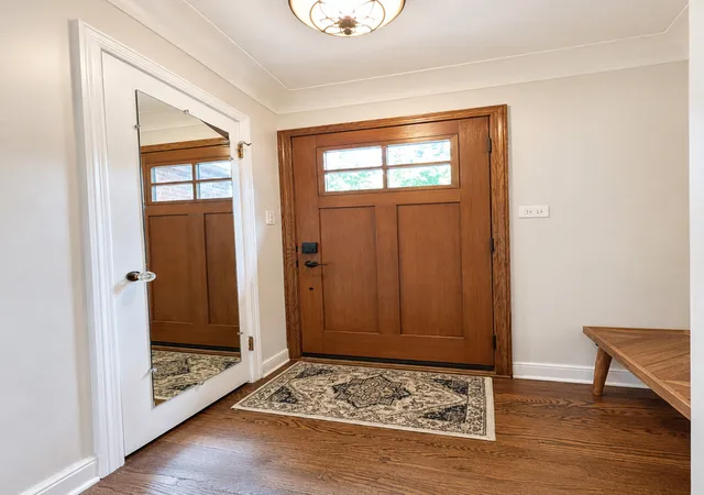 Photo 3 of Single family home for sale at 3218 W 97th Street, Evergreen Park, IL 60805 | MLS# 12674531 | Listing updated on 2026-09-11