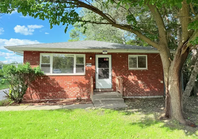 Photo 1 of Single family home for sale at 826 Williams St, Calumet City, IL 60409 | MLS# 12676846 | Listing updated on 2026-09-15