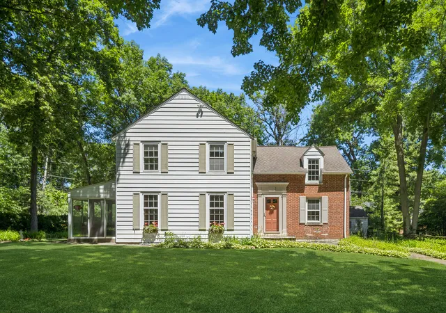 Photo 1 of Single family home for sale at 1342 Larrabee Ln, Northbrook, IL 60062 | MLS# 12681932 | Listing updated on 2026-09-26