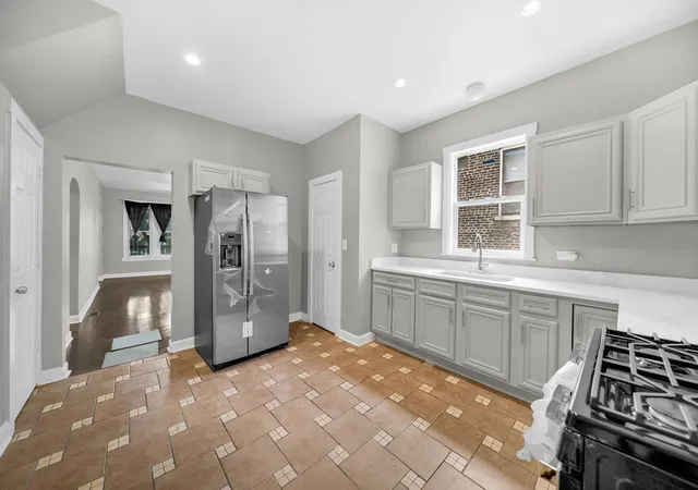 Photo 4 of Sale Pending at 8948 S Morgan St, Chicago, IL 60620 | MLS# 12682284 | Listing updated on 2026-09-15