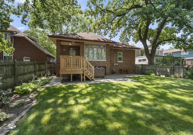 Photo 2 of Single family home for sale at 9237 S Longwood Dr, Chicago, IL 60643 | MLS# 12684289 | Listing updated on 2026-09-12