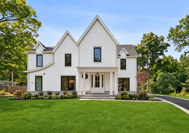 Photo 1 of Mansion for sale at 880 Bittersweet Dr, Northbrook, IL 60062 | MLS# 12691029 | Listing updated on 2026-10-07