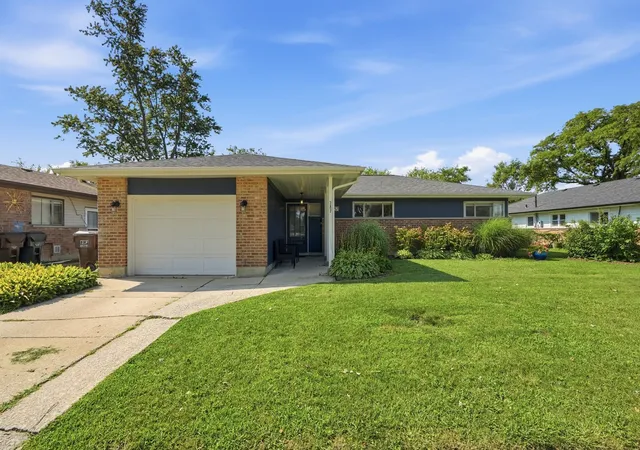 Photo 2 of Single family home for sale at 287 Rich Rd, Park Forest, IL 60466 | MLS# 12692181 | Listing updated on 2026-09-29