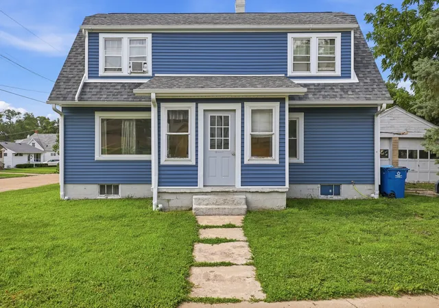 Photo 1 of Sale Pending at 1723 W 4th Street, Dixon, IL 61021 | MLS# 12693718 | Listing updated on 2026-09-10