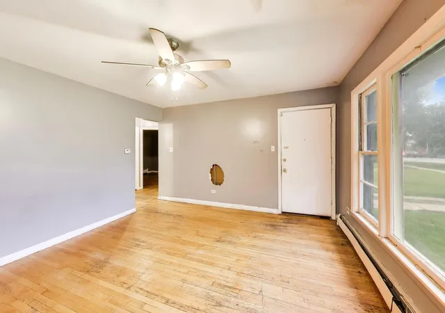 Photo 4 of Multi family home for sale at 5160 W Sunnyside Ave, Chicago, IL 60630 | MLS# 12693972 | Listing updated on 2026-09-23