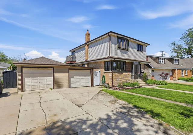 Single family home for sale at 4656 25th Avenue, Schiller Park, IL 60176 | MLS# 12695372