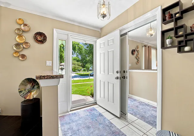 Photo 4 of Single family home for sale at 7804 Florence Ave, Darien, IL 60561 | MLS# 12696885 | Listing updated on 2026-09-14