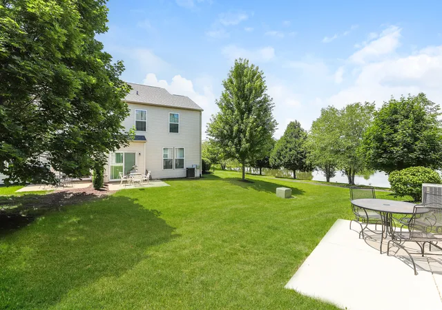 Photo 4 of Townhouse for sale at 1437 Crimson Ln, Yorkville, IL 60560 | MLS# 12699972 | Listing updated on 2026-10-08
