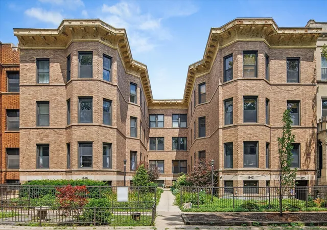 Photo 1 of Sale Pending at 846 W Newport Ave #1S, Chicago, IL 60657 | MLS# 12701395 | Listing updated on 2026-09-10