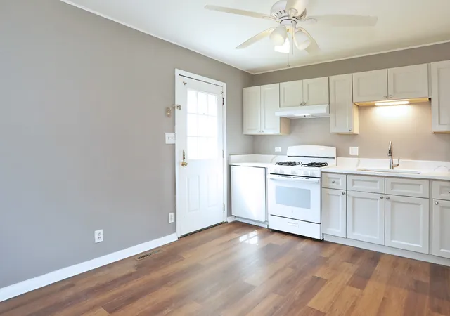 Photo 4 of Single family home for sale at 111 Elm Ln, Streamwood, IL 60107 | MLS# 12701615 | Listing updated on 2026-09-09