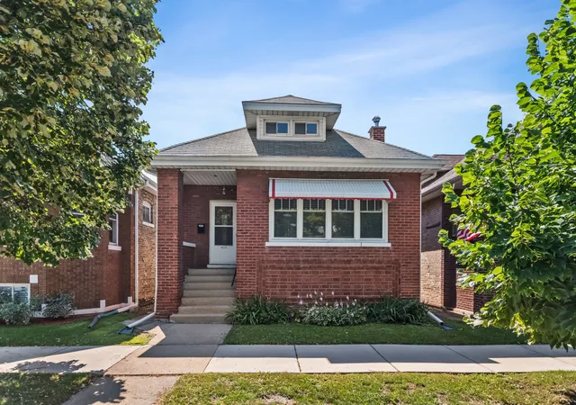 Photo 1 of Sale Pending at 4839 N Kentucky Ave, Chicago, IL 60630 | MLS# 12701634 | Listing updated on 2026-09-15