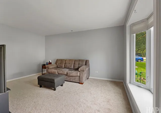 Photo 4 of Single family home for sale at 3612 Hale Ln, Island Lake, IL 60042 | MLS# 12703629 | Listing updated on 2026-09-10