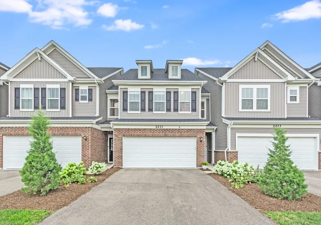 Photo 2 of Sale Pending at 2211 Horseshoe Cir, Naperville, IL 60564 | MLS# 12703811 | Listing updated on 2026-09-15