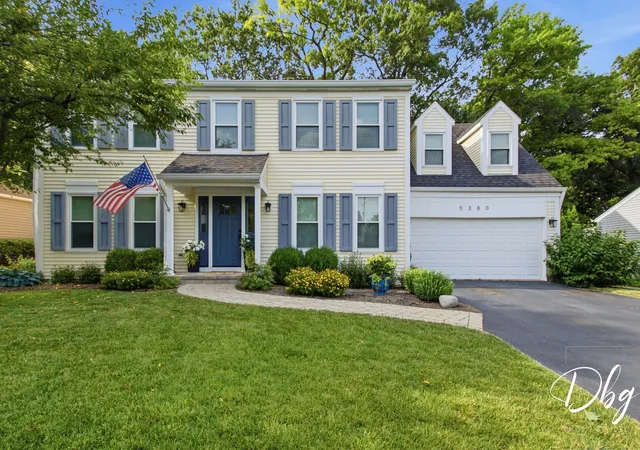 Photo 1 of Single family home for sale at 5380 Oakview Ln, Gurnee, IL 60030 | MLS# 12704016 | Listing updated on 2026-09-14
